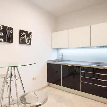 Urbe10 Cister 1 Bedroom Апартаменты Малага